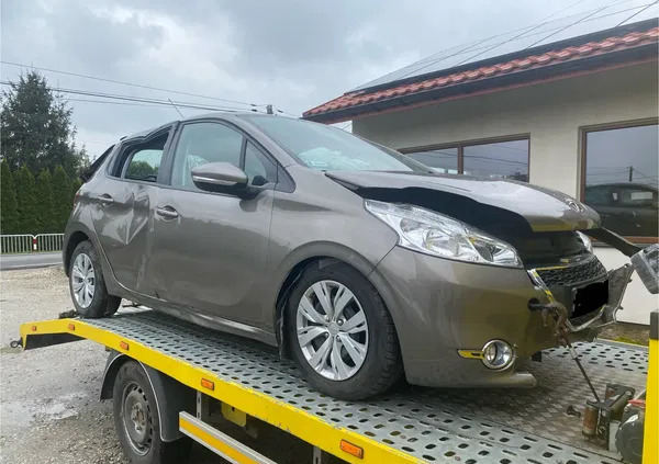 małopolskie Peugeot 208 cena 7000 przebieg: 36600, rok produkcji 2012 z Dębno